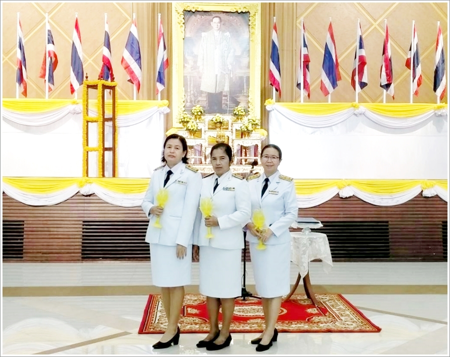 ﻿สำนักงานบังคับคดีกลุ่มจังหวัดที่ 1 (Sandbox) เข้าร่วมพิธีจุดเทียนถวายพระพรชัยมงคล เนื่องในวันคล้ายวันสวรรคต พระบาทสมเด็จพระบรมชนกาธิเบศร มหาภูมิพลอดุลยเดชมหาราช บรมนาถบพิตร 13 ตุลาคม 2563